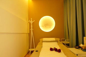 杭州钱塘日式指压的寂静美学：在按压中听见雪落的声音